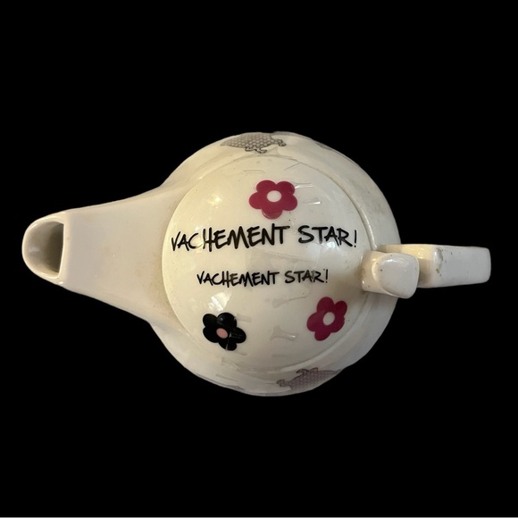 M.L. Home Collection by D.F.T.E. Small Cow Teapot “Vachement Star!” - Picture 2 of 4